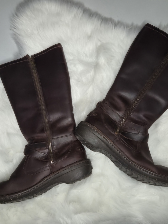 UGG Shoes - UGG Leather Shearling Lined Zip Buckled Strap Boots Size 9